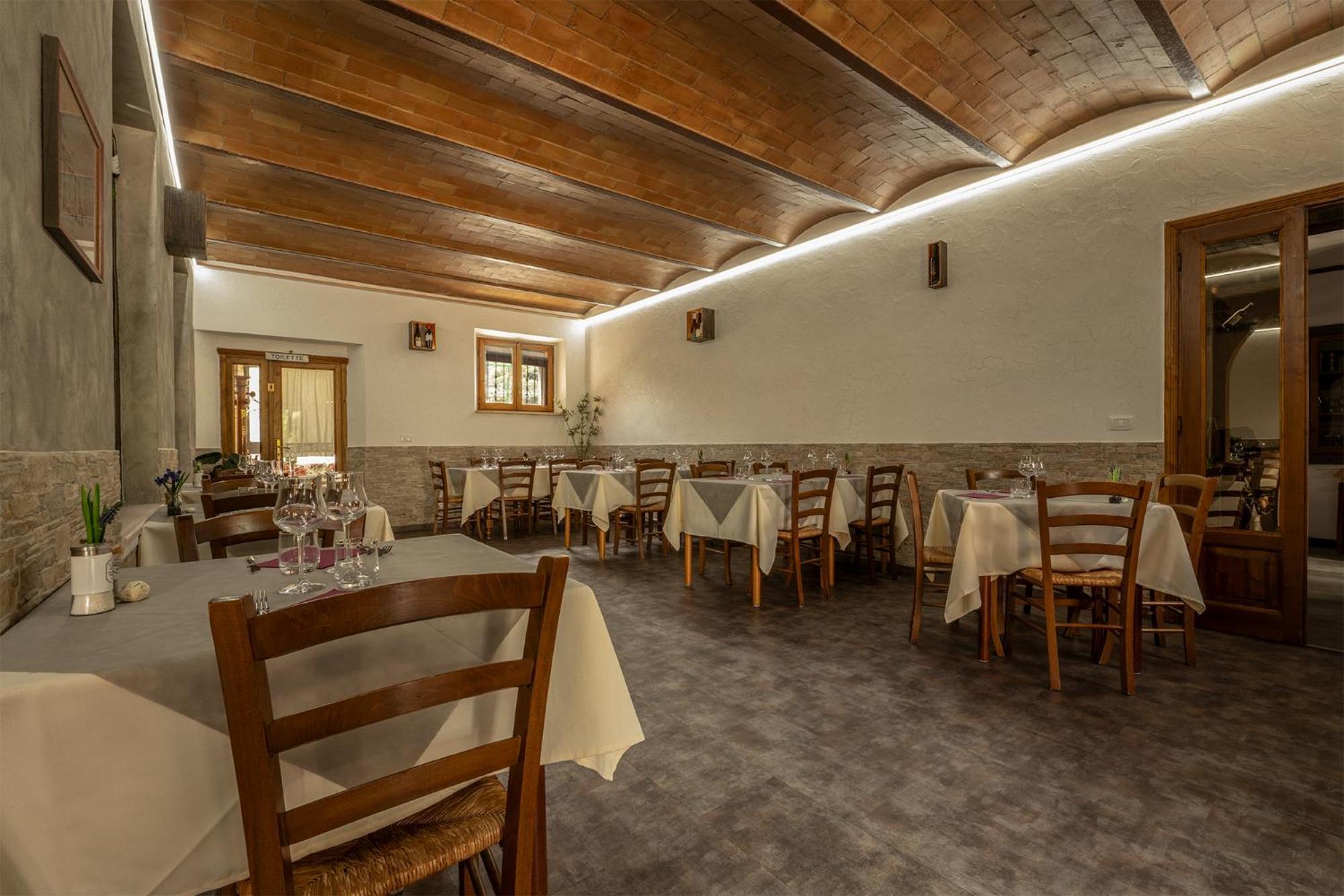 B&B Locanda Sant'Antimo Μονταλτσίνο Εξωτερικό φωτογραφία